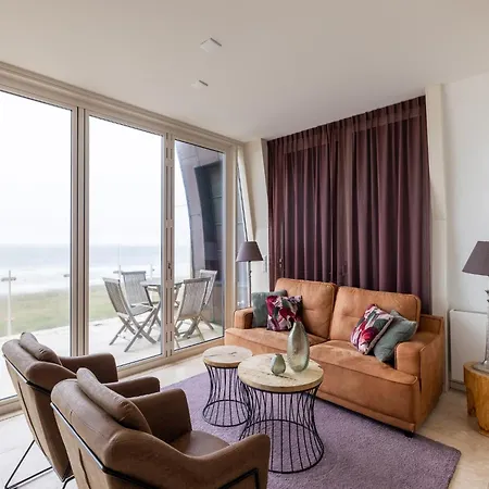 Luxury In A Right On The Boulevard And The Egmond aan Zee