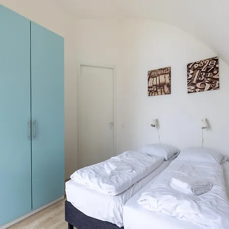 Luxury In A Right On The Boulevard And The Beach Holiday home *