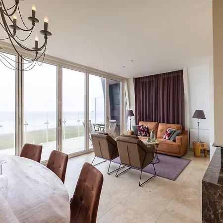Casa vacanze Luxury In A Right On The Boulevard And The Egmond aan Zee