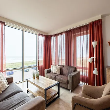 Luxury In A Right On The Boulevard And The Casa vacanze Egmond aan Zee