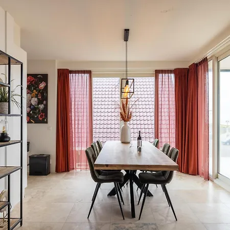 Holiday home Luxury In A Right On The Boulevard And The Beach